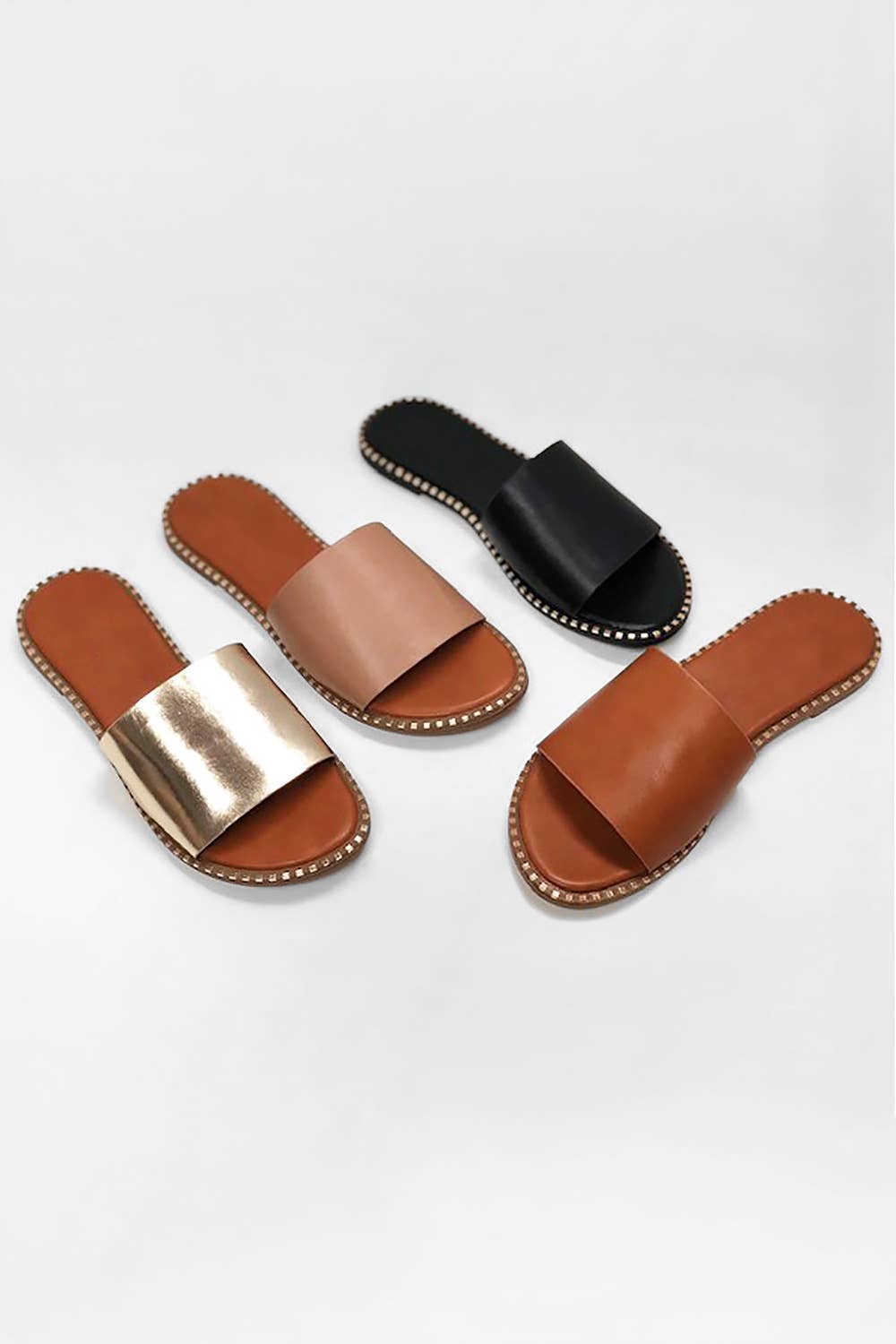 METAL TIP EMBELLISHED EDGE SANDAL