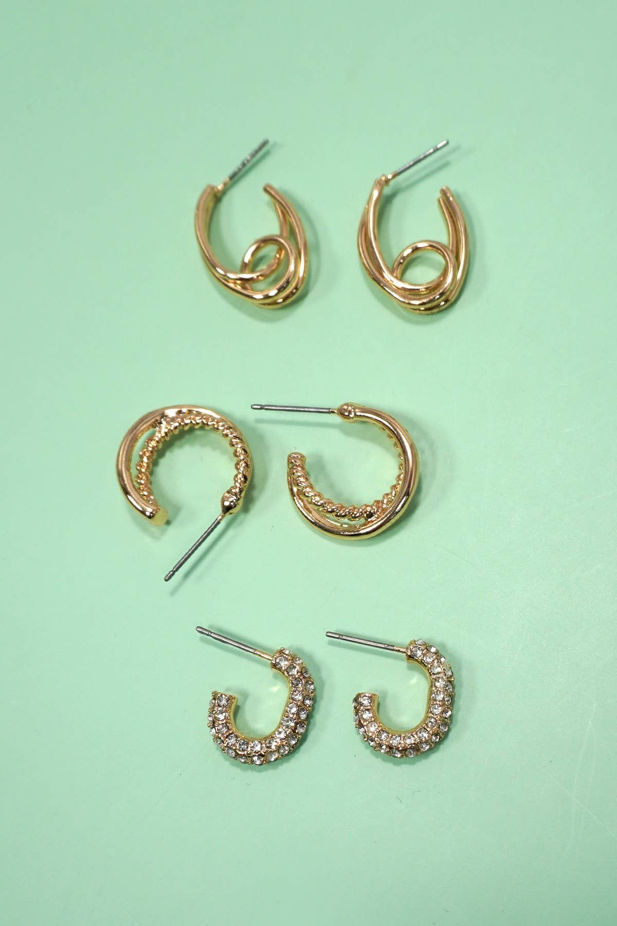 HUGGIE HOOPS