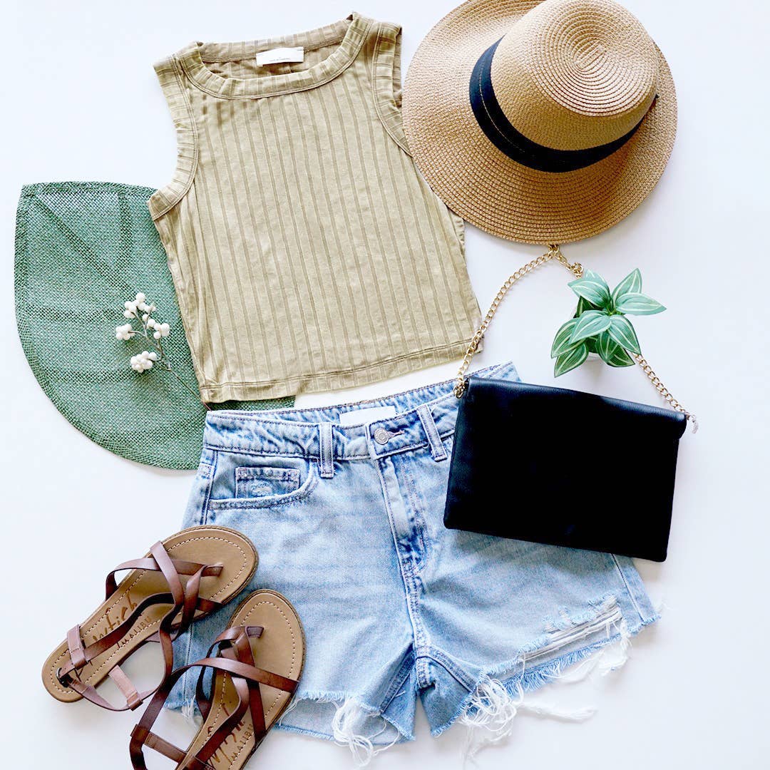 `.Ribbed Sleeveless Crop Tank Top