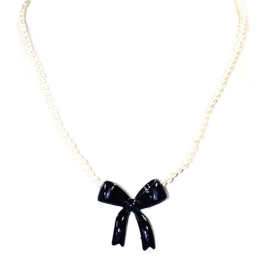 Bow Pearl Strand Necklace