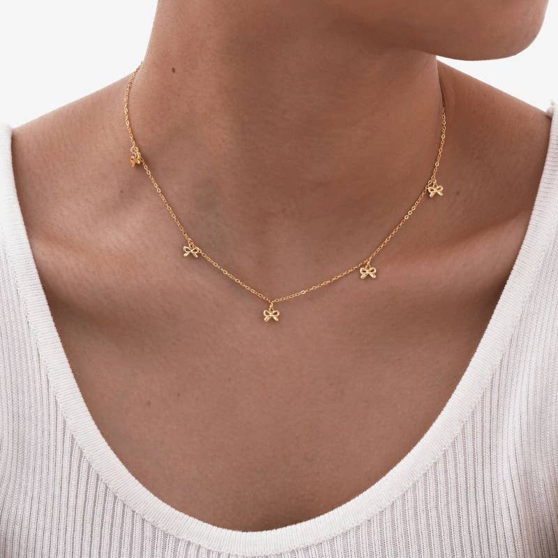 Bow Necklace