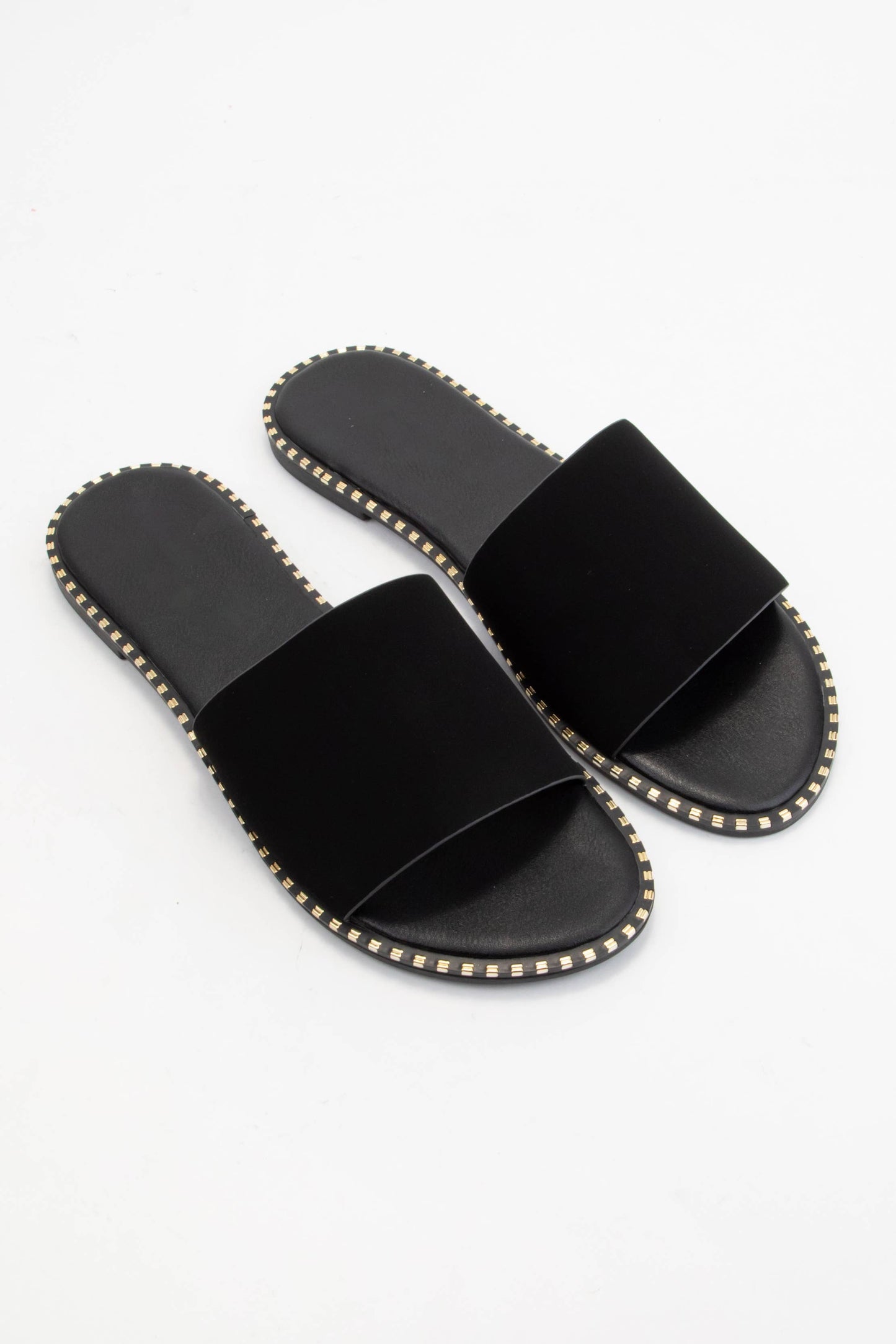 METAL TIP EMBELLISHED EDGE SANDAL