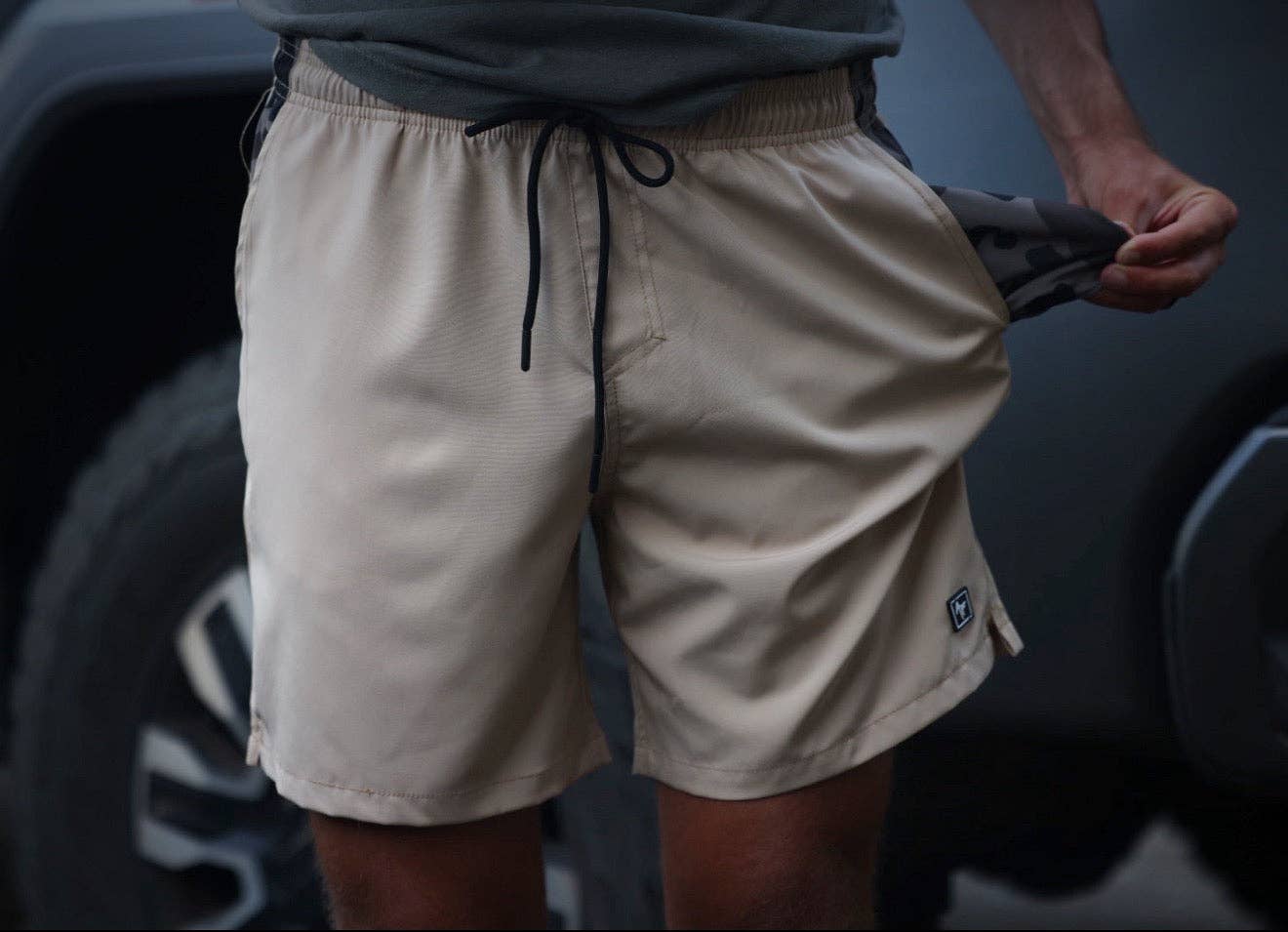 The Daily Shorts - Khaki Duck Camouflage