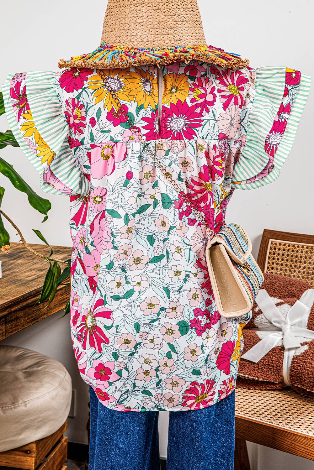 Floral  Ruffle Trim Short Sleeve Blouse