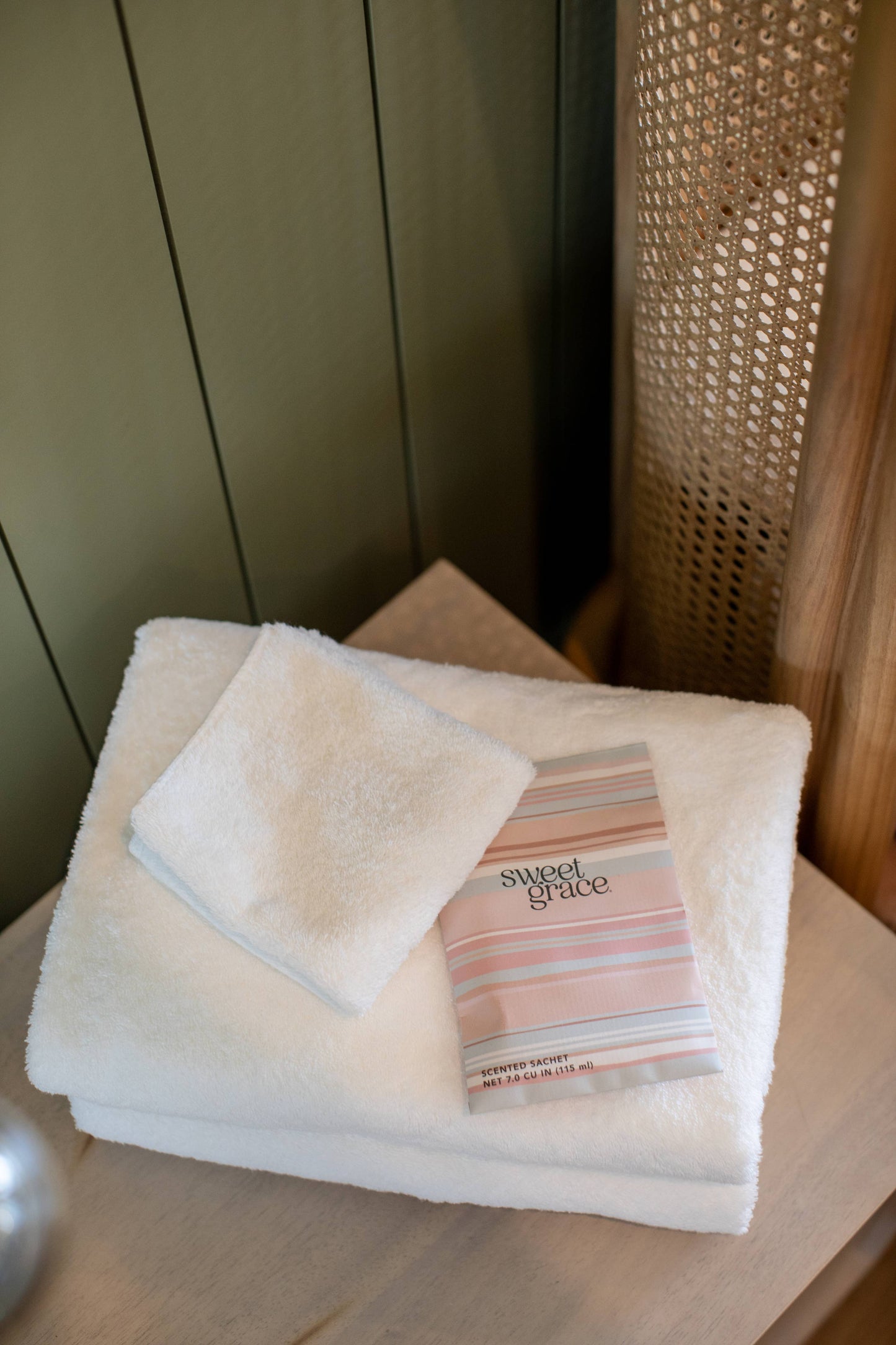 Sweet Grace Modern Stripe Sachet 9 Pack