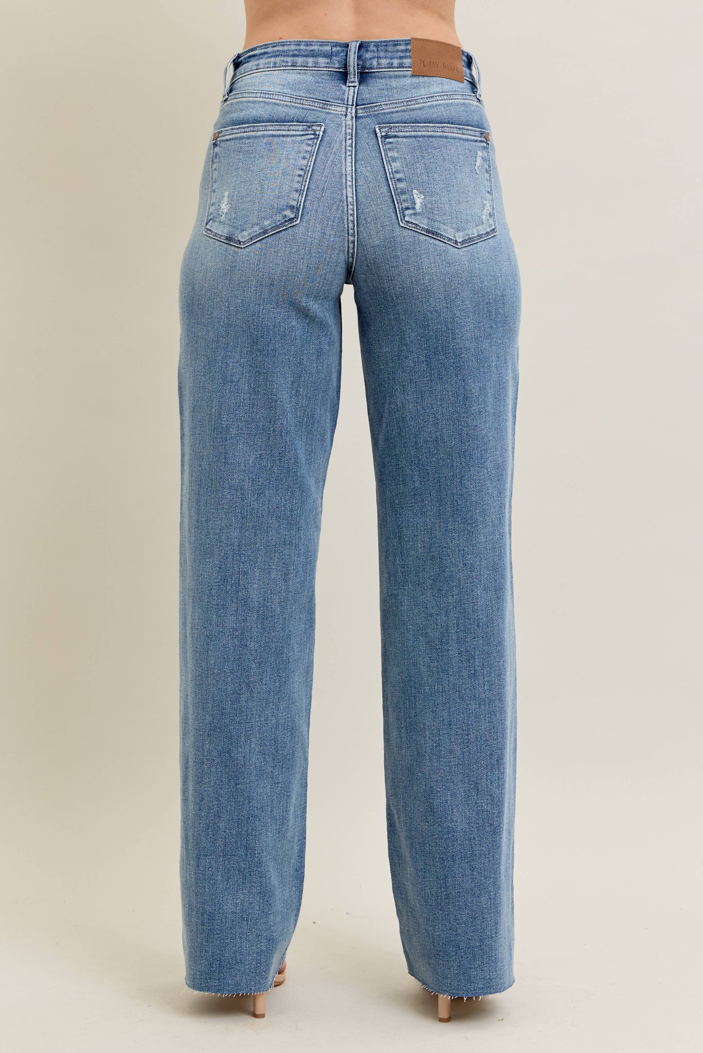 V - Front Baggy Jean