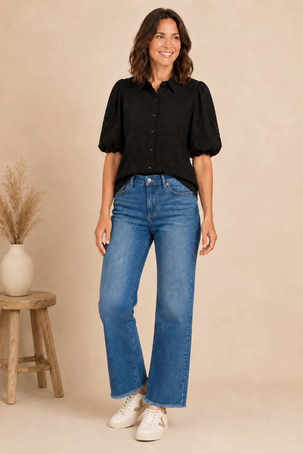 WIDE LEG FRAY HEM JEANS
