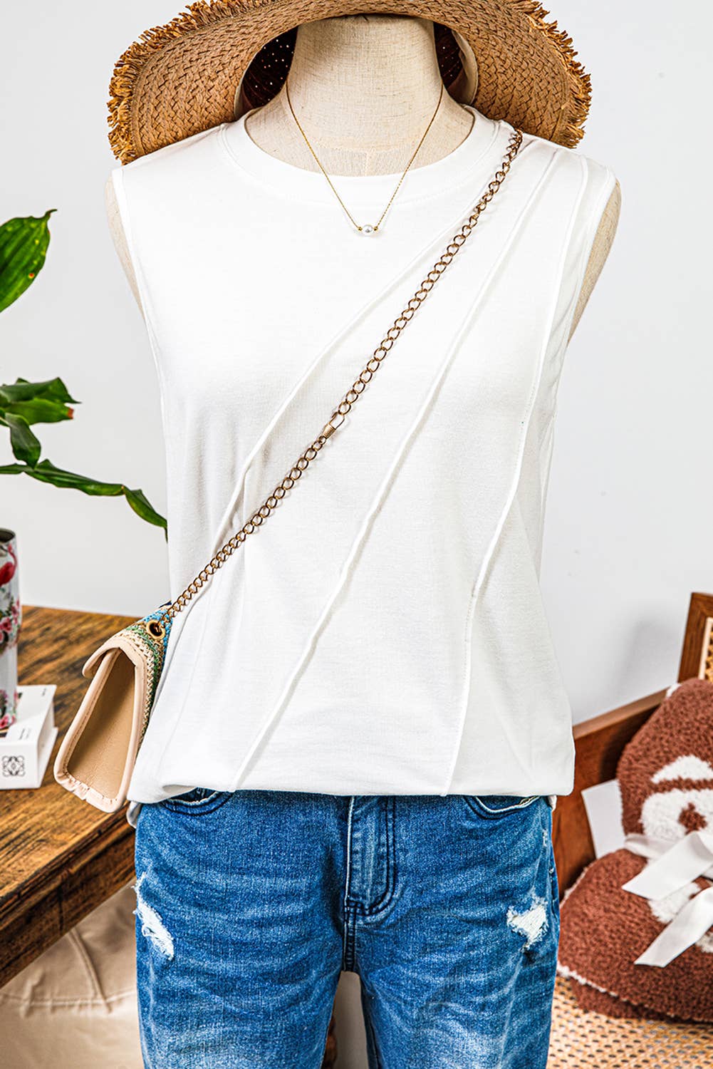 Crew Neck Pleated Tank