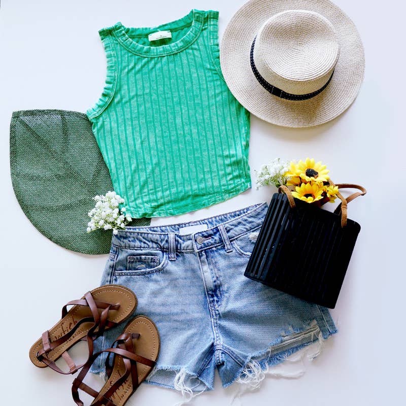 `.Ribbed Sleeveless Crop Tank Top