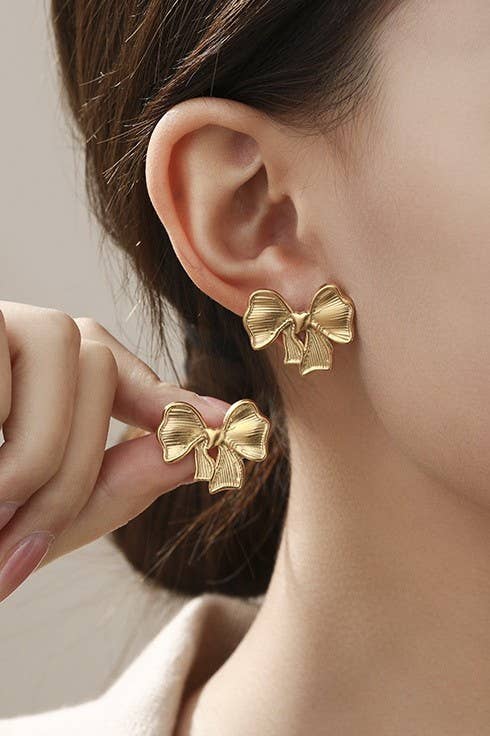 BOW EARRINGS