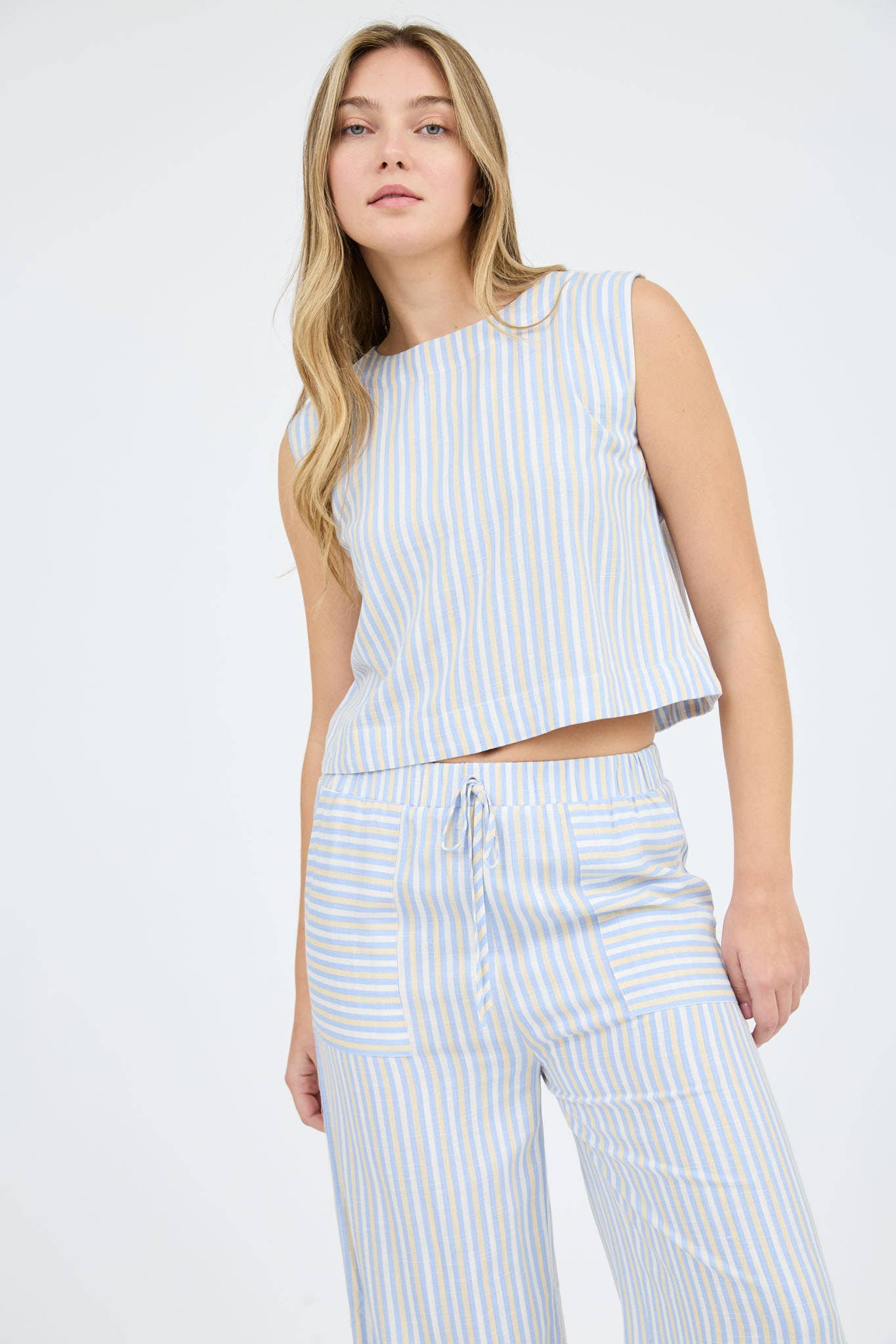 STRIPE SLEEVELESS BLOUSE WIDE LEG PANT SET