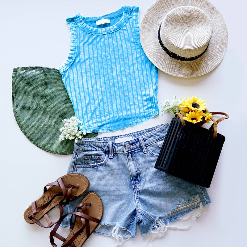 `.Ribbed Sleeveless Crop Tank Top