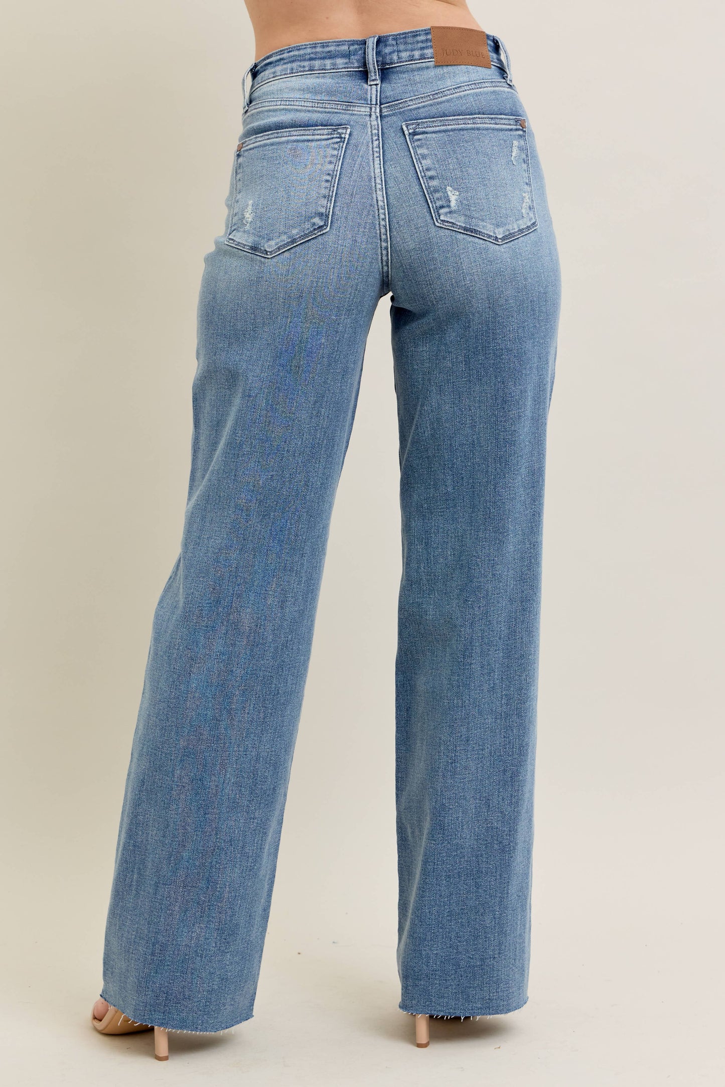 V - Front Baggy Jean